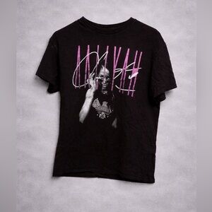 Aaliyah Graphic T-Shirt – Black & Purple | Men’s Medium